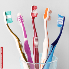 Escova Dental Inova Circus Macia Infantil com 1 Unidade