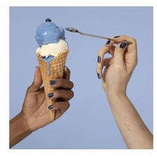 Esmalte Risque Cremoso Diamond Gel Sorbet De Mirtilo 9.5ml