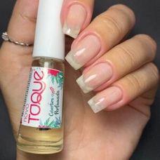 Esmalte Novo Toque Tratamento Base Perfumada 8ml