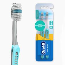 Escova Dental Oral-B Indicador Plus 40 com 2 Unidades Leve 2 Pague3